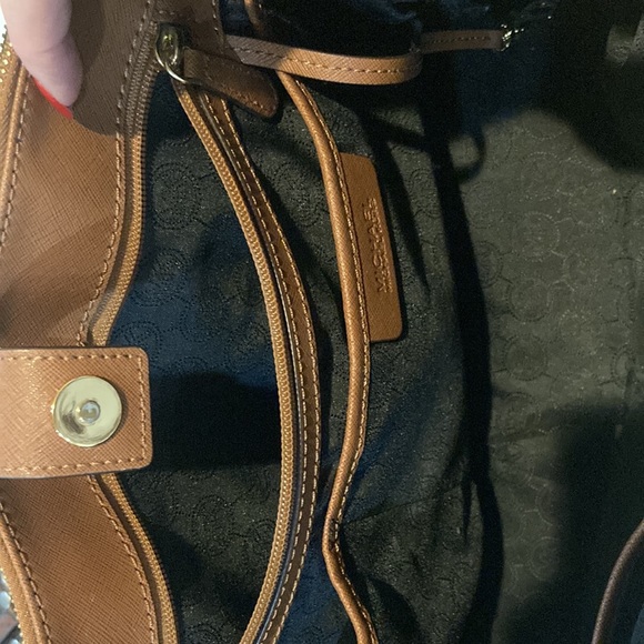 Michael Kors Bag - Picture 4 of 7